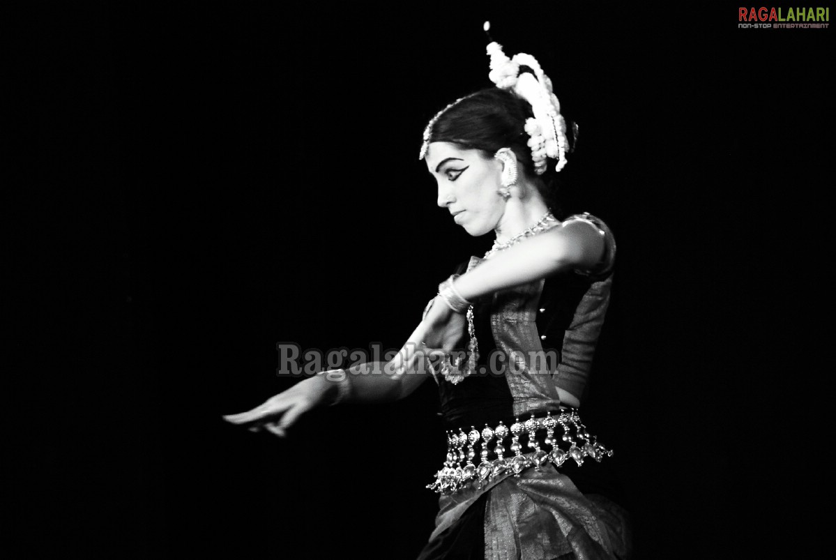 Bharath Nrithyotsav - International Indian Classical Dance Festival 2010 (Day 1)