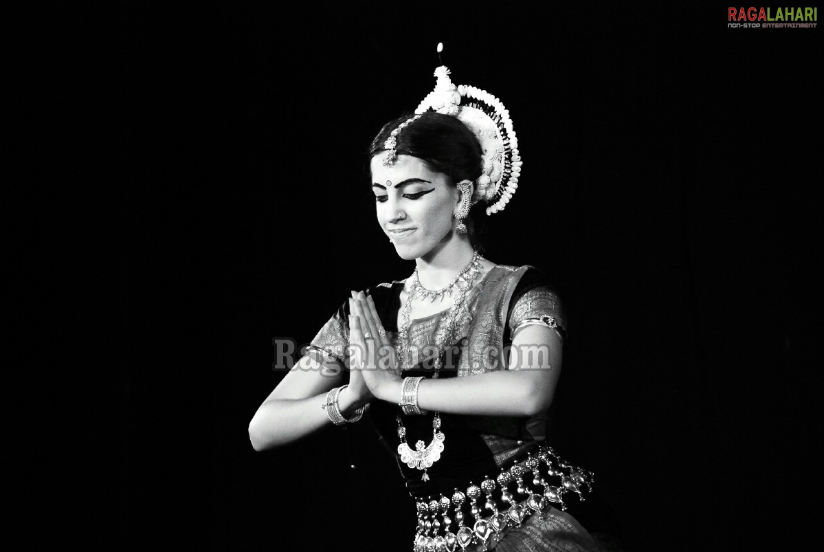 Bharath Nrithyotsav - International Indian Classical Dance Festival 2010 (Day 1)