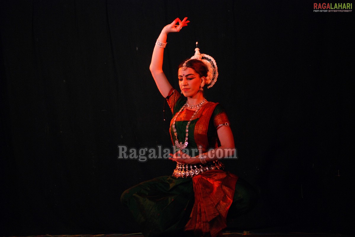 Bharath Nrithyotsav - International Indian Classical Dance Festival 2010 (Day 1)