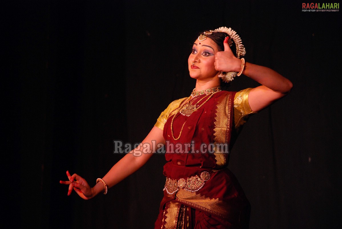 Bharath Nrithyotsav - International Indian Classical Dance Festival 2010 (Day 1)