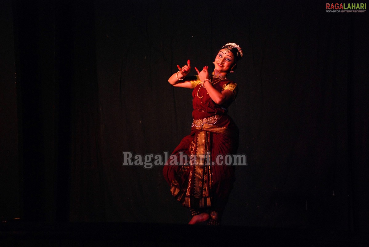 Bharath Nrithyotsav - International Indian Classical Dance Festival 2010 (Day 1)