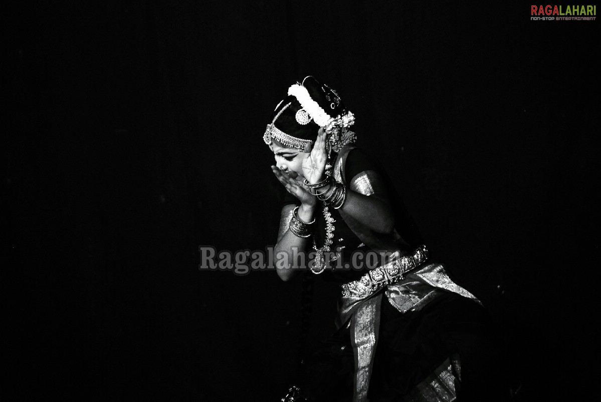 Bharath Nrithyotsav - International Indian Classical Dance Festival 2010 (Day 1)