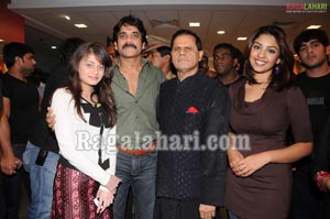 Nagarjuna Launches Big Bazaar Family Center at Kachiguda