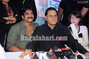 Nagarjuna Launches Big Bazaar Family Center at Kachiguda