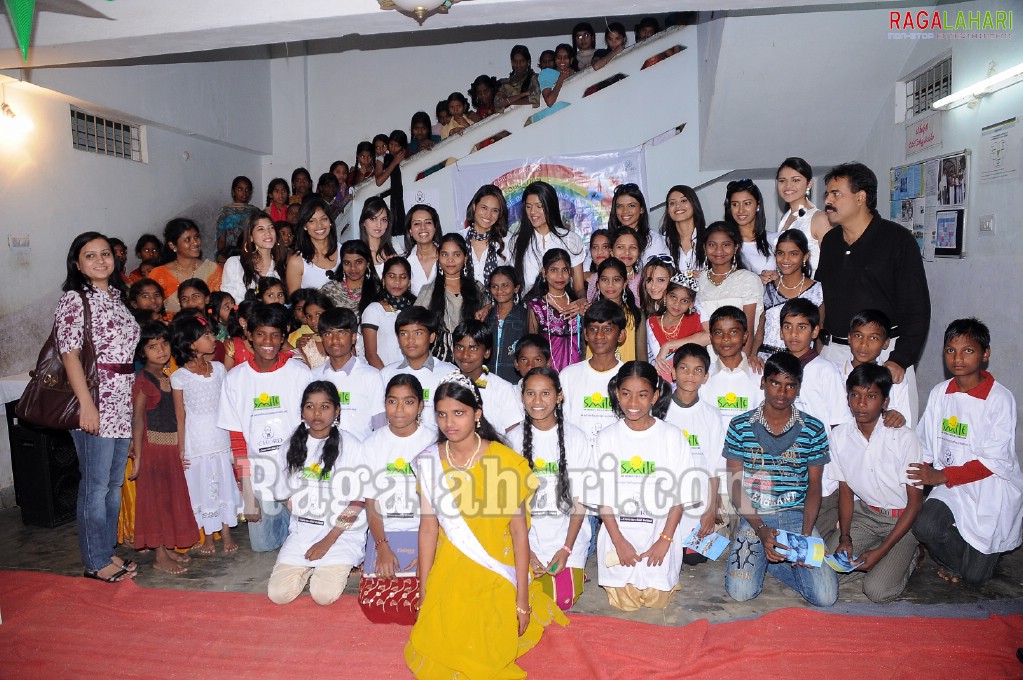 Femina Miss India South 2011 Finalists Visits Privileged Children at Smile Foundation