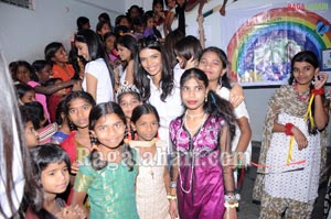 Femina Miss India South 2011 Finalists Visits Privileged Children at Smile Foundation