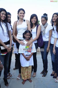 Femina Miss India South 2011 Finalists Visits Privileged Children at Smile Foundation