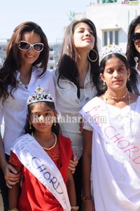 Femina Miss India South 2011 Finalists Visits Privileged Children at Smile Foundation