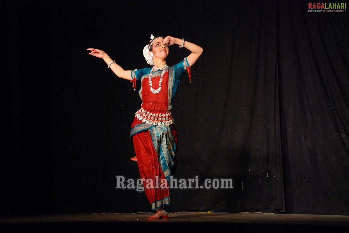 Bharath Nrithyotsav - International Indian Classical Dance Festival 2010 (Day 2)