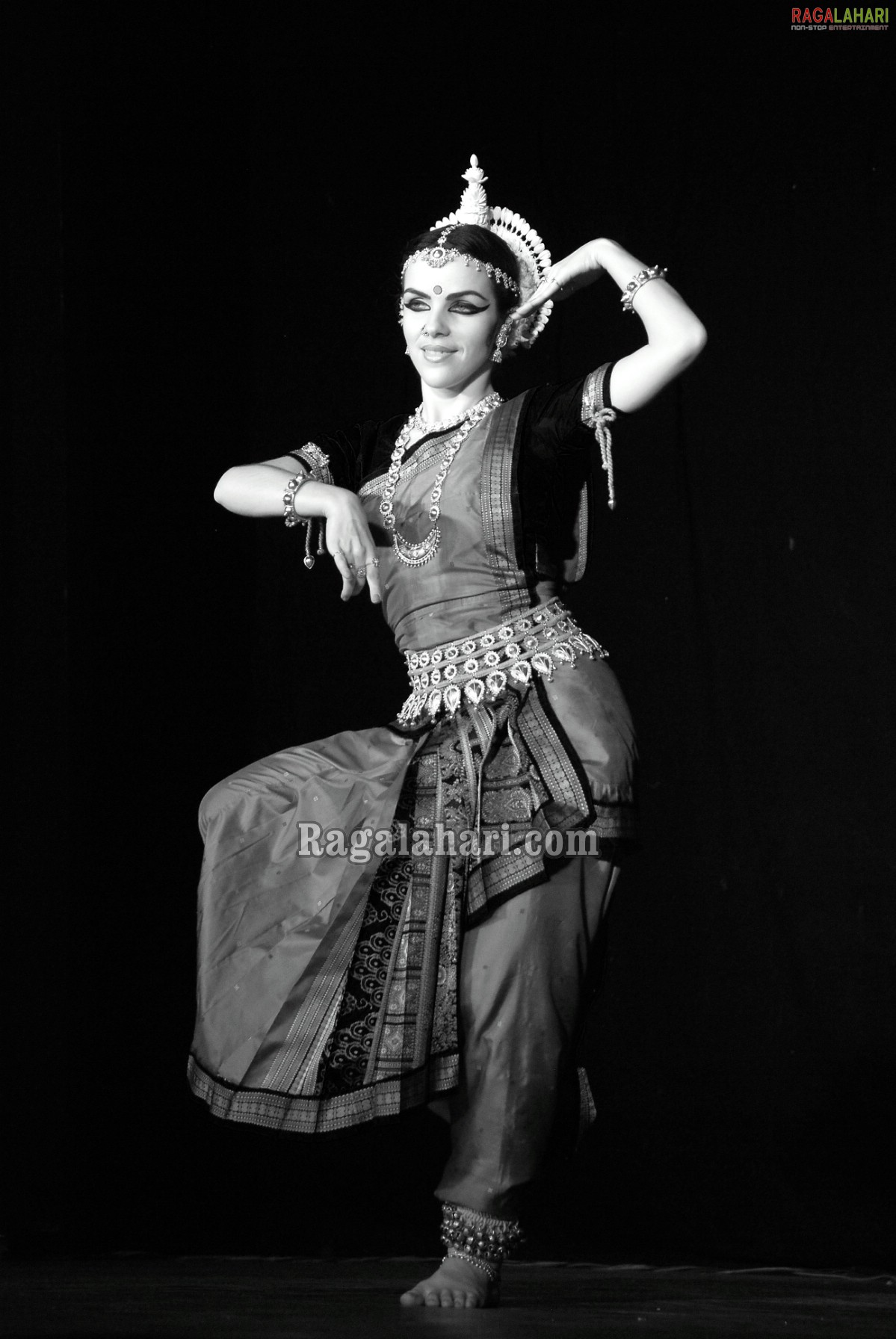 Bharath Nrithyotsav - International Indian Classical Dance Festival 2010 (Day 2)