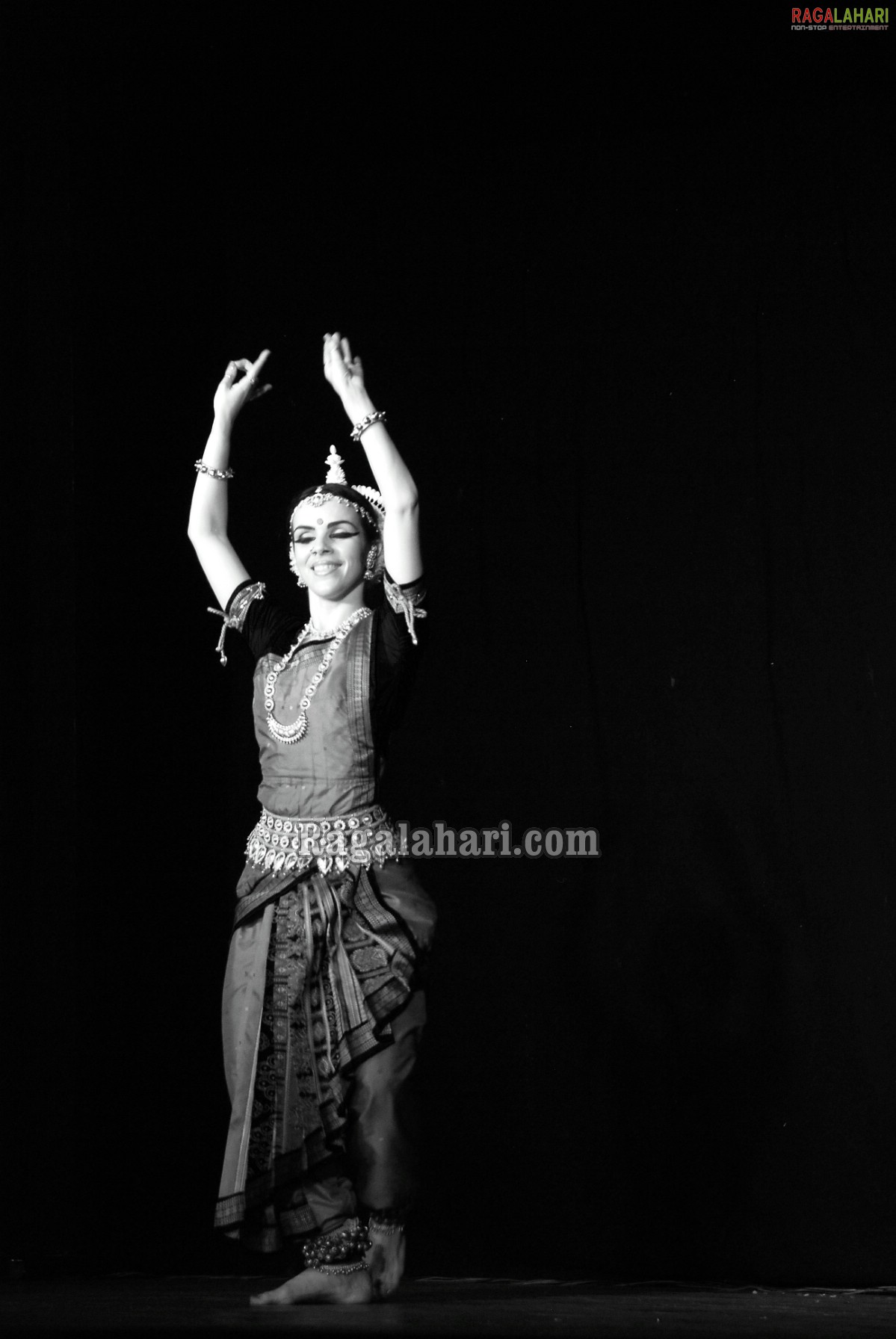 Bharath Nrithyotsav - International Indian Classical Dance Festival 2010 (Day 2)