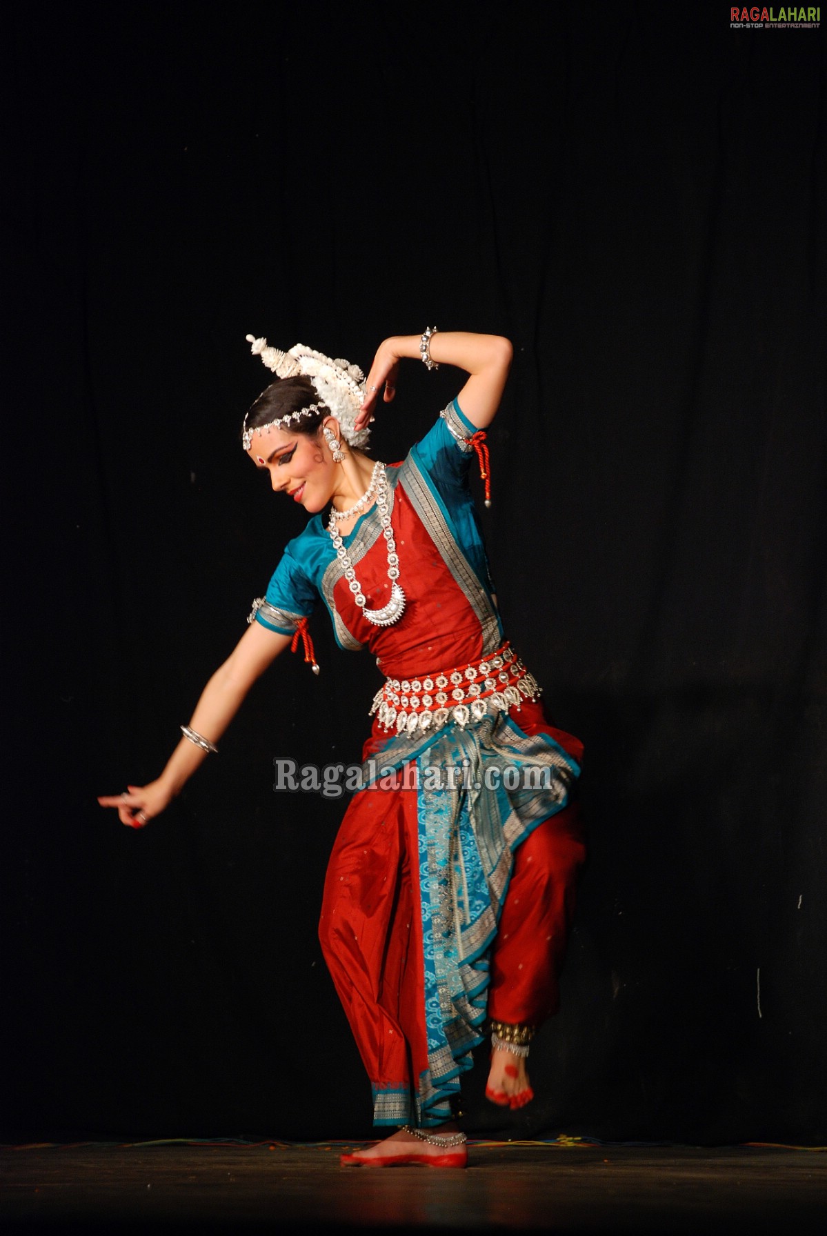 Bharath Nrithyotsav - International Indian Classical Dance Festival 2010 (Day 2)