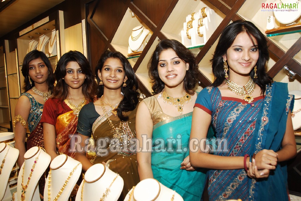 Bridal Collection Launch at Manepally Jewellers, Hyd