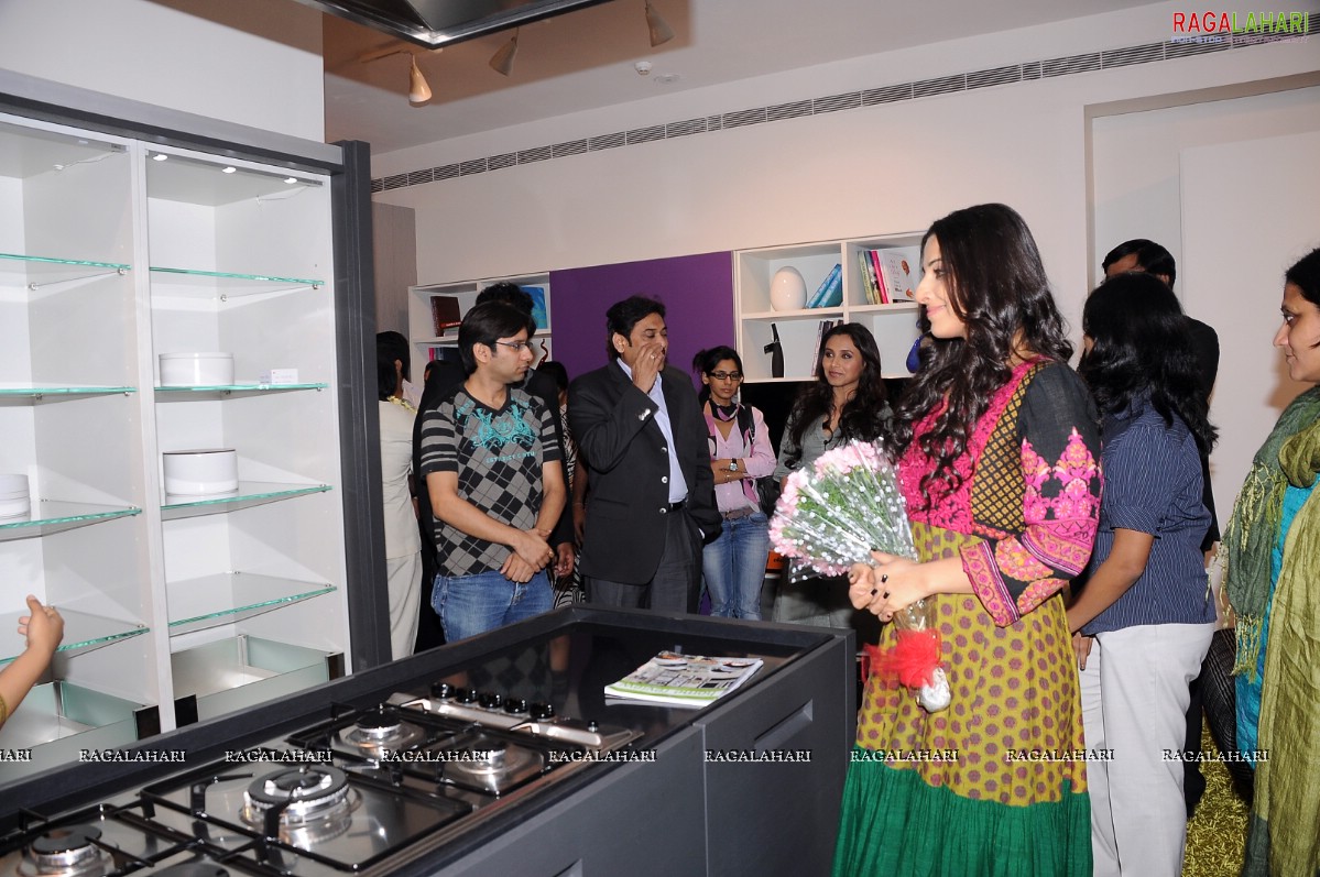 Rani Mukherjee and Vidya Balan at TMC, Hyd