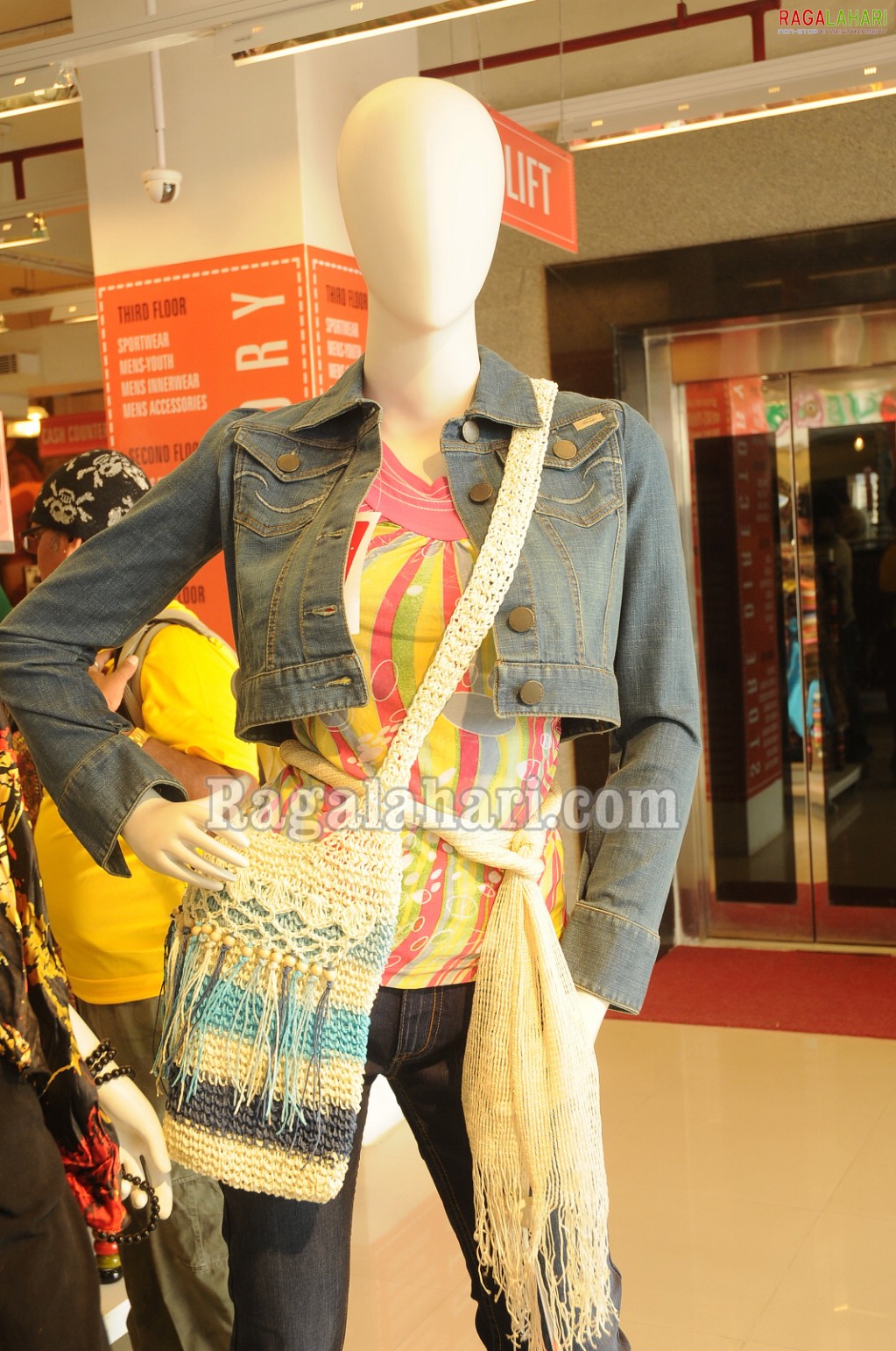 New Collection Launch at The Coupon Mall, Hyd