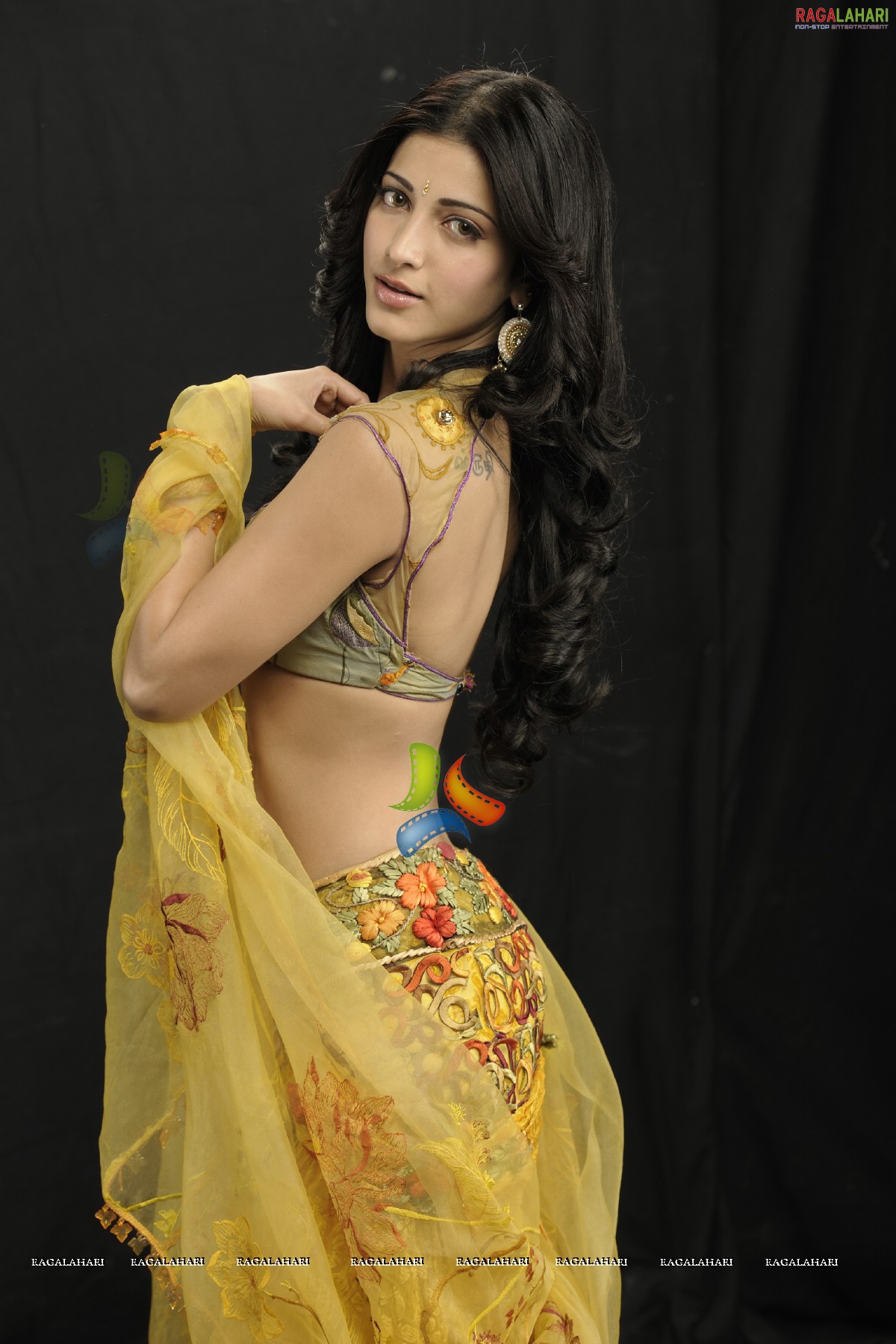 August cover-star Shruti Haasan raises the style bar!