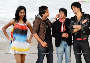 Adarsh, Surya Tej, Saga Shourya, Sarika Affan