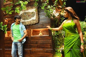 Ravi Teja, Richa Gangopadhyay, Deeksha Seth