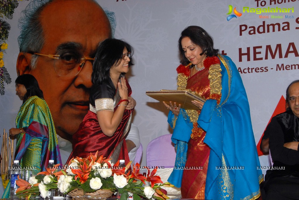 7th ANR National Award Presentation to Hema Malini