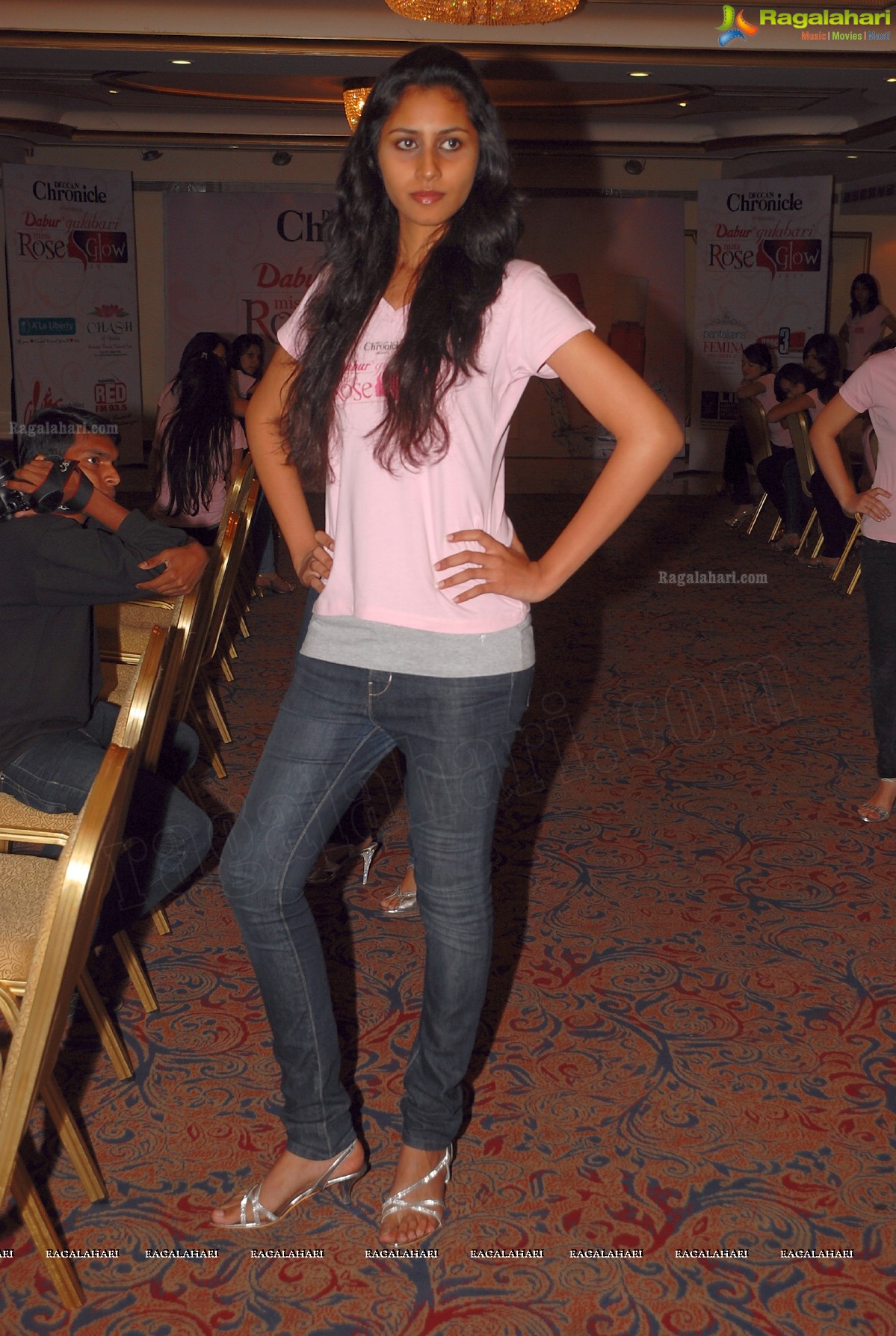 Launch of Live Exotic Buffet and Specialized Menu for Finalist of Dabur Gulabari Miss Rose Glow 2011