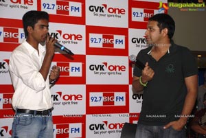 Sing with Karthik