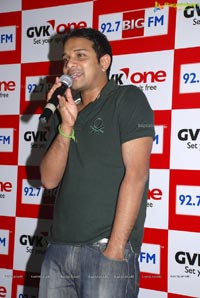 Sing with Karthik