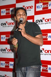 Sing with Karthik