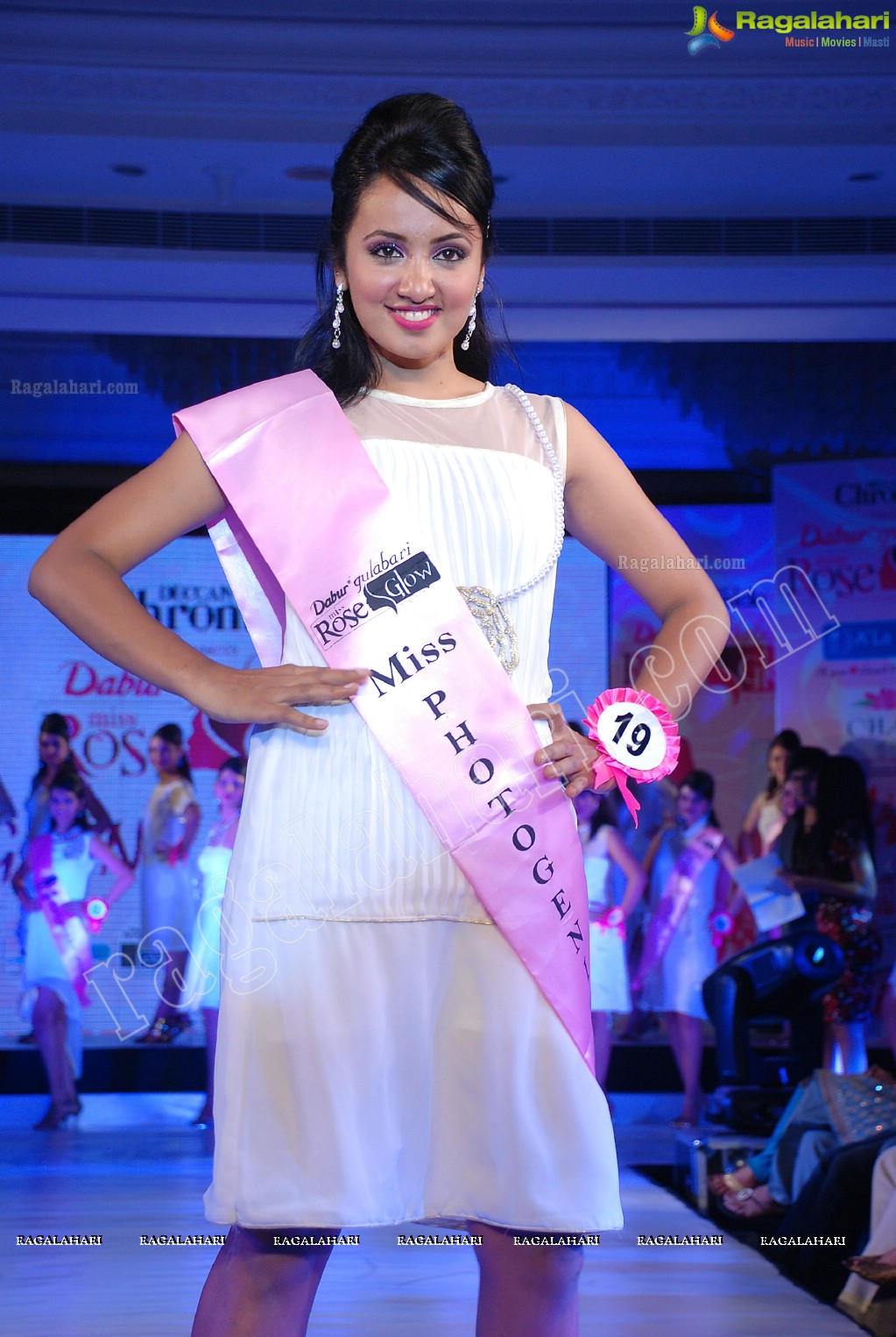 Miss Rose Glow 2011