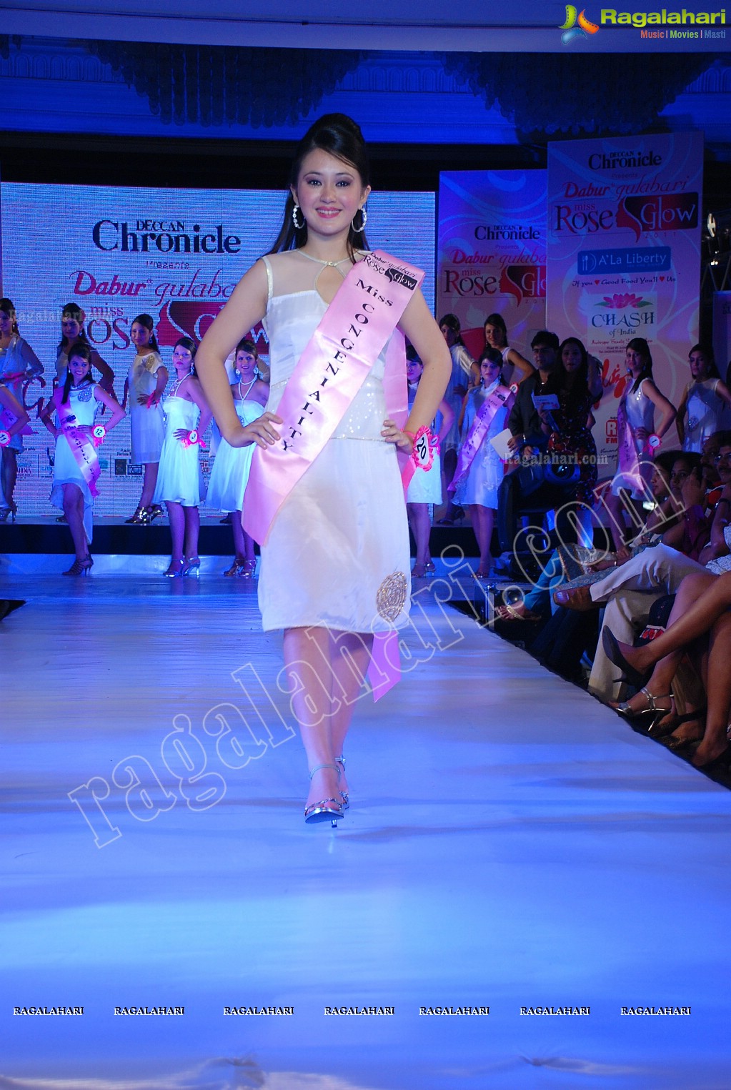 Miss Rose Glow 2011