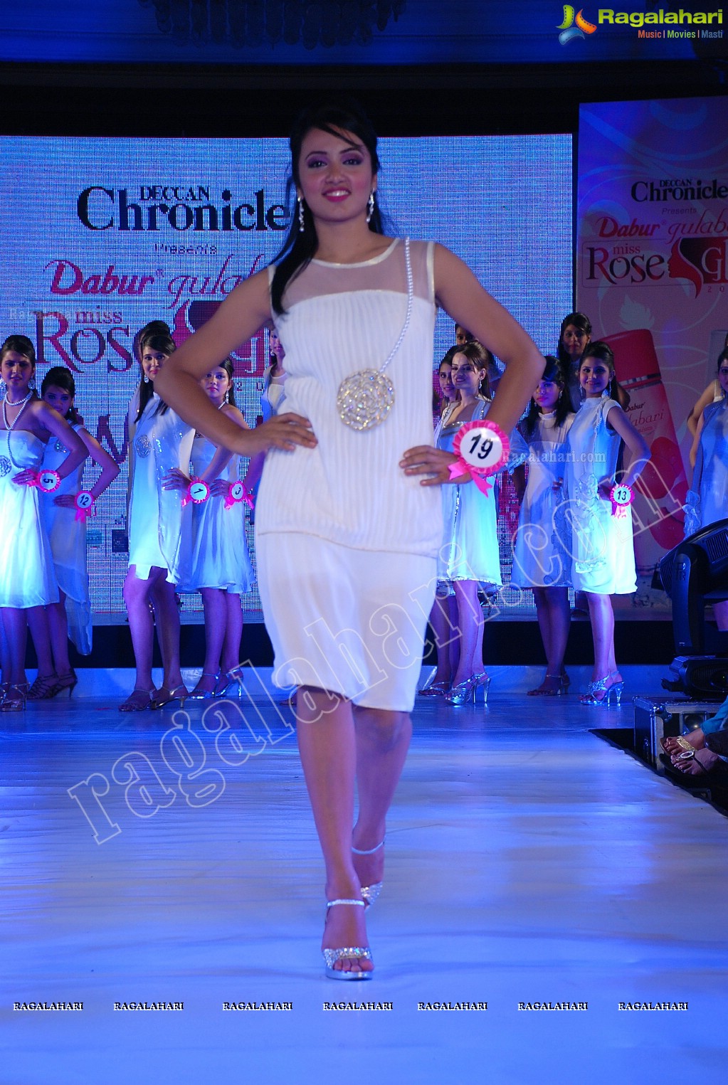 Miss Rose Glow 2011