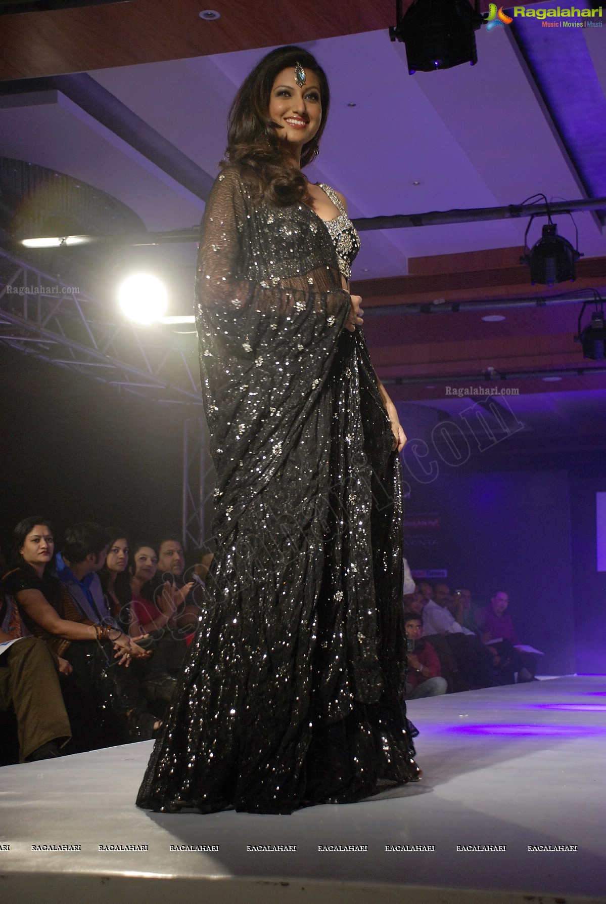 Hyderabad International Fashion Week 2011 (Day 1)