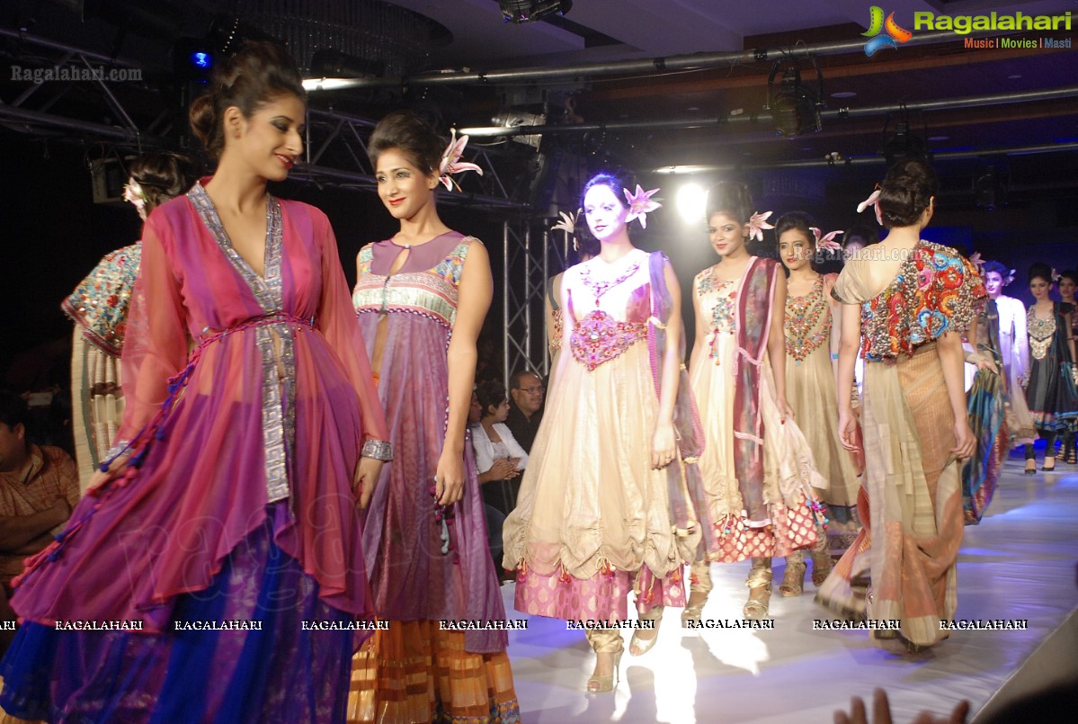 Hyderabad International Fashion Week 2011 (Day 3)