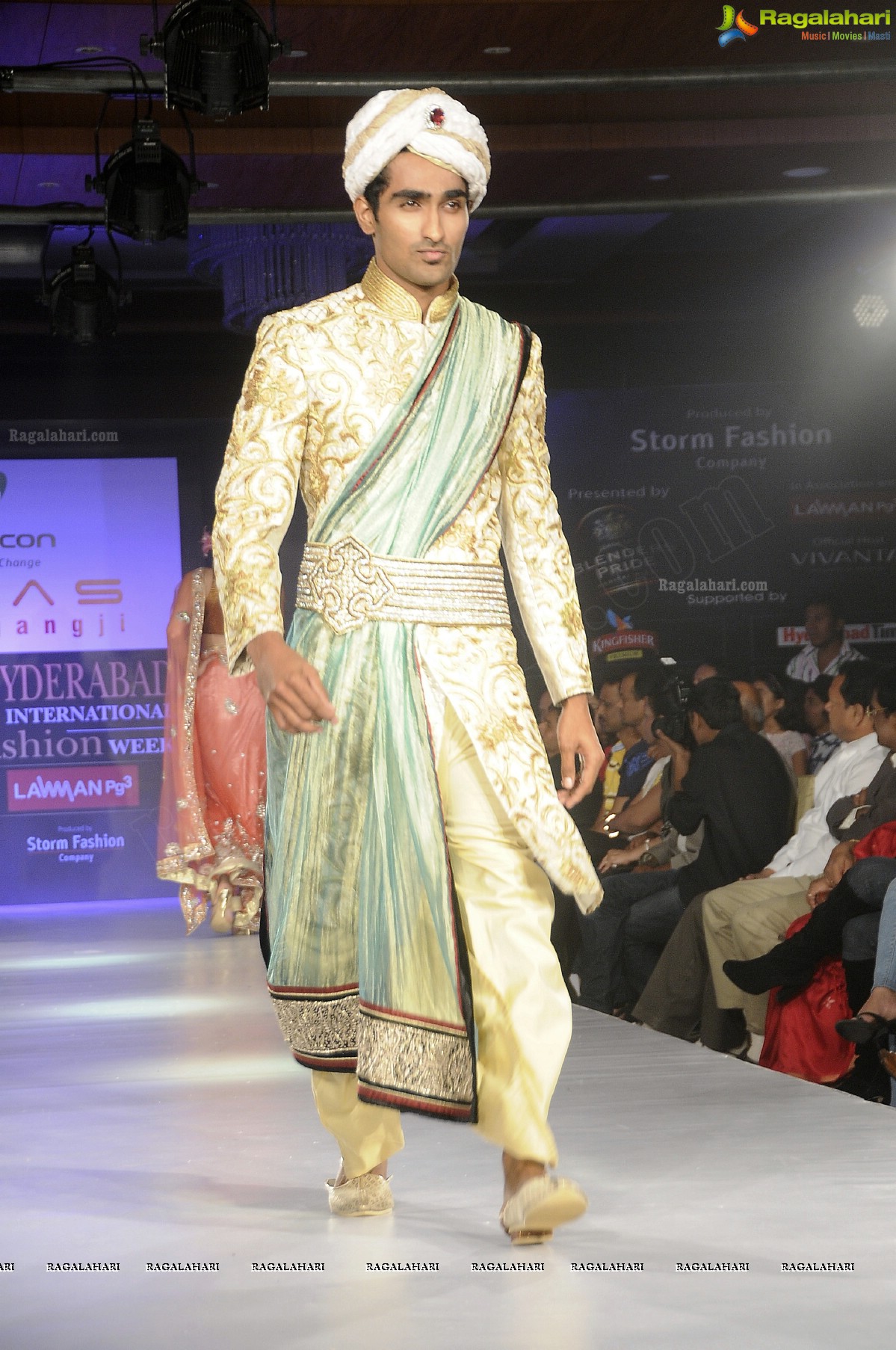 Hyderabad International Fashion Week 2011 (Day 4)