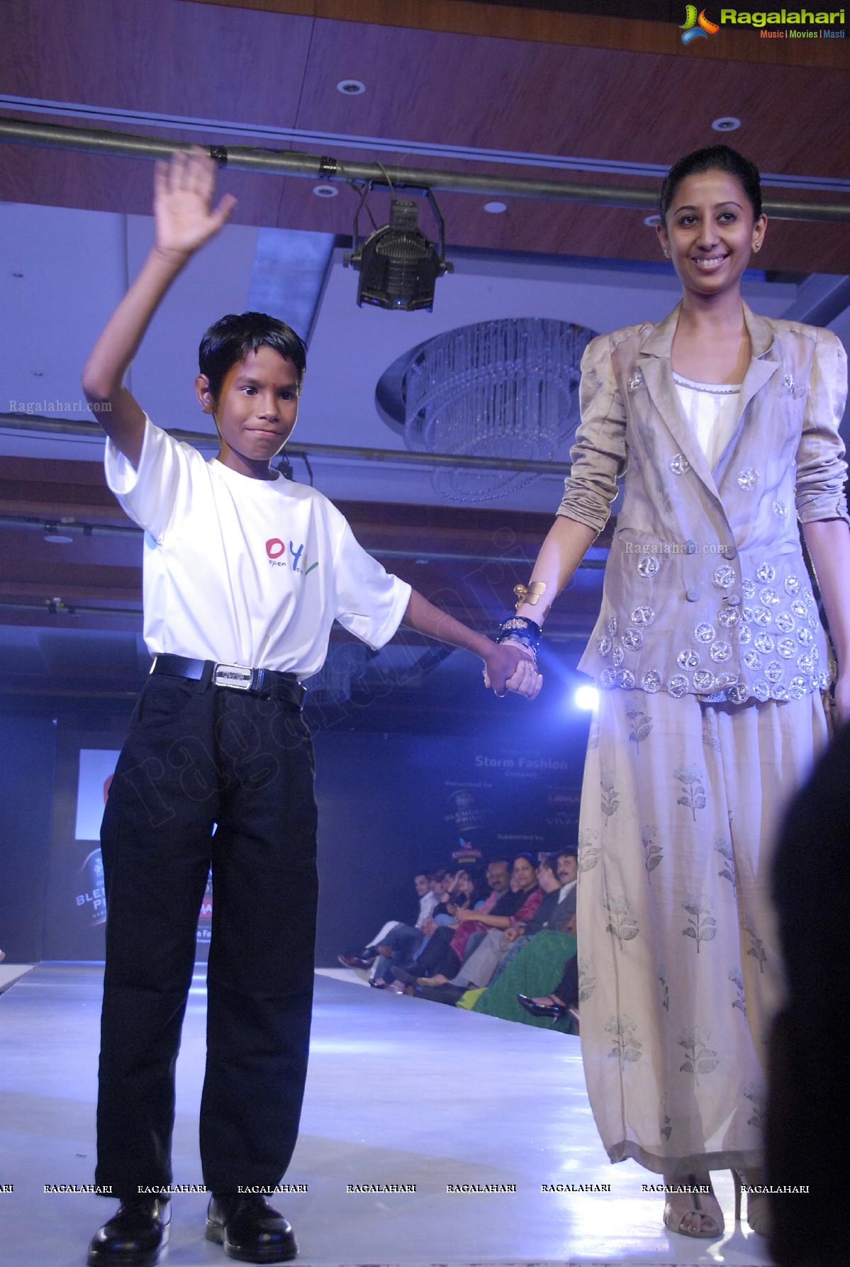 Hyderabad International Fashion Week 2011 (Day 4)