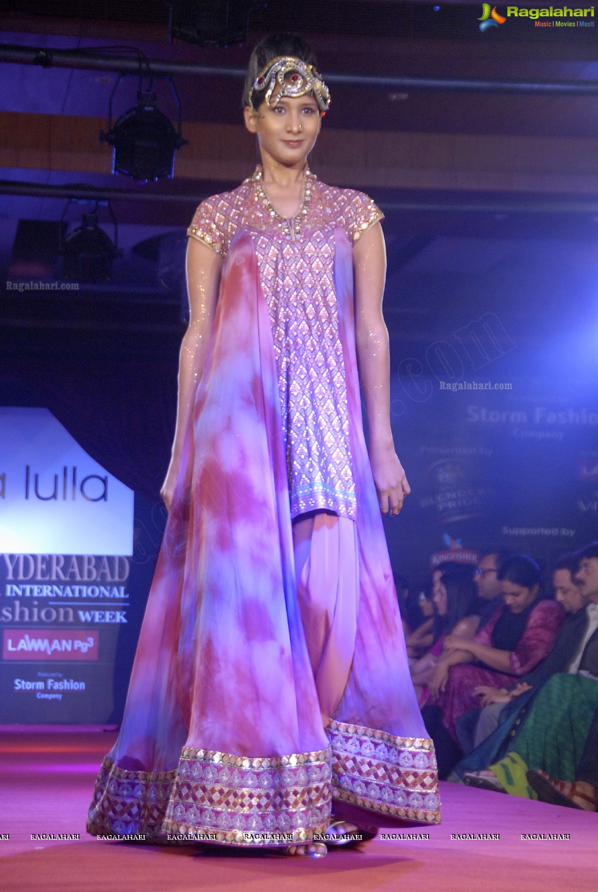 Hyderabad International Fashion Week 2011 (Day 4)