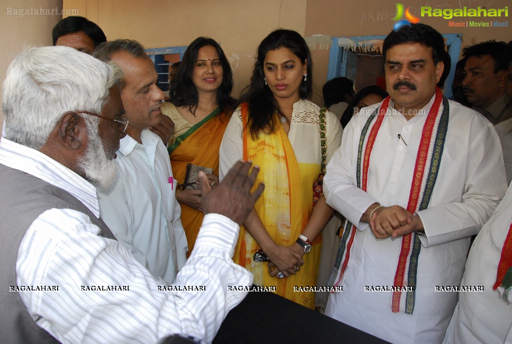 Nadendla Manohar Launches 1st Model School