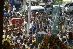 Richa Gangopadhyay & Sneha Ullal Launches RS Brothers at AS Rao Nagar