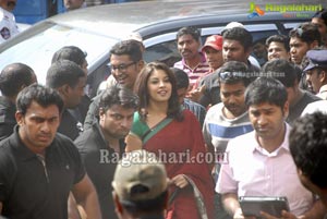 Richa Gangopadhyay & Sneha Ullal Launches RS Brothers at AS Rao Nagar