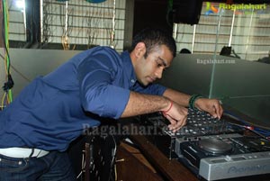 Why This Kolaveri Di-The DJ Rishabh House Mix