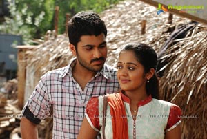 Sharwanand, Jai, Anjali, Ananya