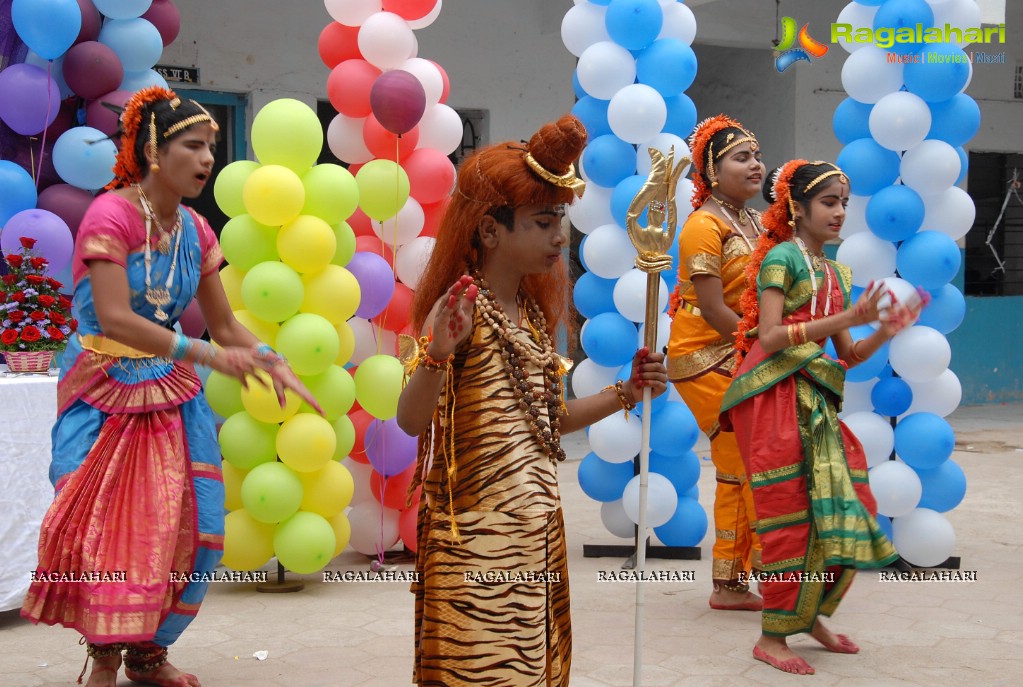 Bellamkonda Suresh 2012 Birthday Celebrations