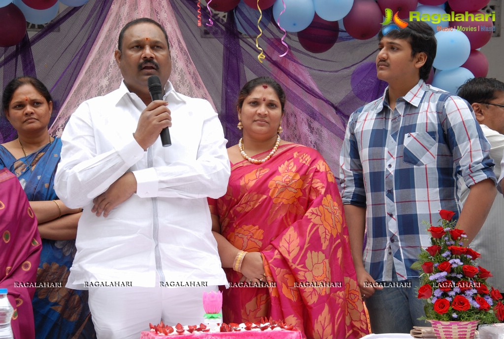 Bellamkonda Suresh 2012 Birthday Celebrations