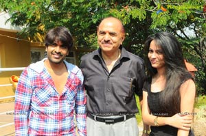 Mangam Srinivas Simmi Das Film