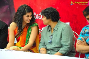 Lawrence Taapsee Muni 3 Muhurat