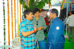 Lawrence Taapsee Muni 3 Muhurat