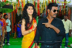 Lawrence Taapsee Muni 3 Muhurat