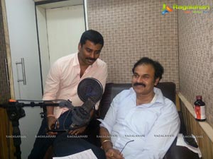 Nagababu dubbing for Pizza