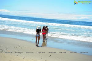 Hot American Beach Girls