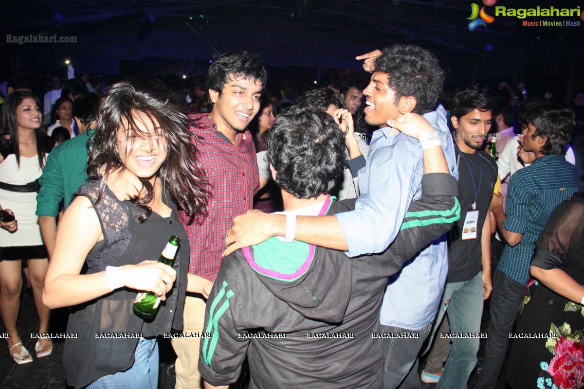 31-12 New Year Party With DJ Piyush at N Convention, Hyderabad