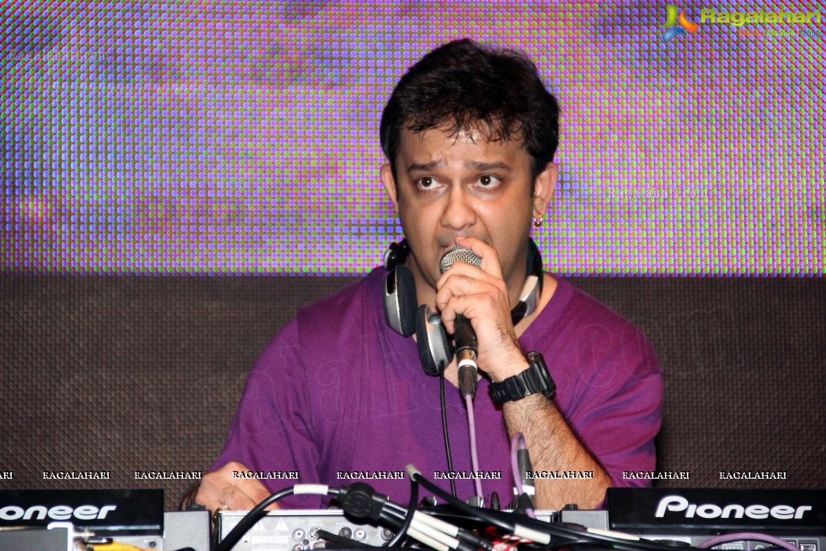 31-12 New Year Party With DJ Piyush at N Convention, Hyderabad